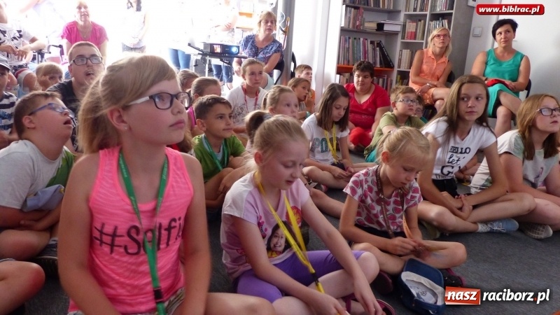 Zdjęcie w galerii na portalu naszraciborz.pl: Uczestnicy Lata z biblioteką nie mogą narzekać na nudę wiadomości z regionu