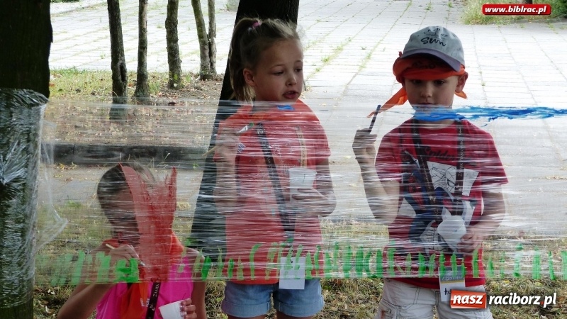 Zdjęcie w galerii na portalu naszraciborz.pl: Uczestnicy Lata z biblioteką nie mogą narzekać na nudę wiadomości z regionu