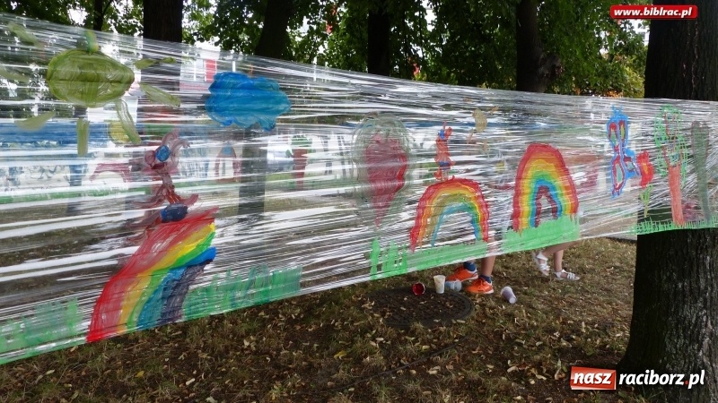 Zdjęcie w galerii na portalu naszraciborz.pl: Uczestnicy Lata z biblioteką nie mogą narzekać na nudę wiadomości z regionu