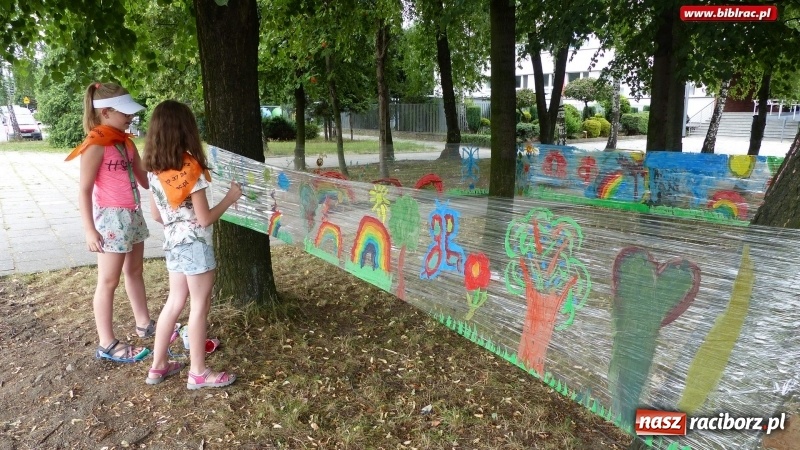 Zdjęcie w galerii na portalu naszraciborz.pl: Uczestnicy Lata z biblioteką nie mogą narzekać na nudę wiadomości z regionu