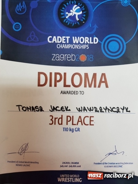 Zdjęcie w galerii na portalu naszraciborz.pl: Tomasz Wawrzyńczyk z wizytą w swojej szkole  wiadomości z regionu