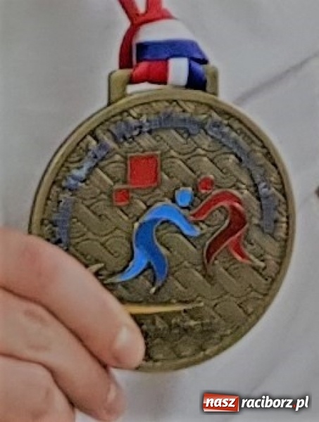 Zdjęcie w galerii na portalu naszraciborz.pl: Tomasz Wawrzyńczyk z wizytą w swojej szkole  wiadomości z regionu