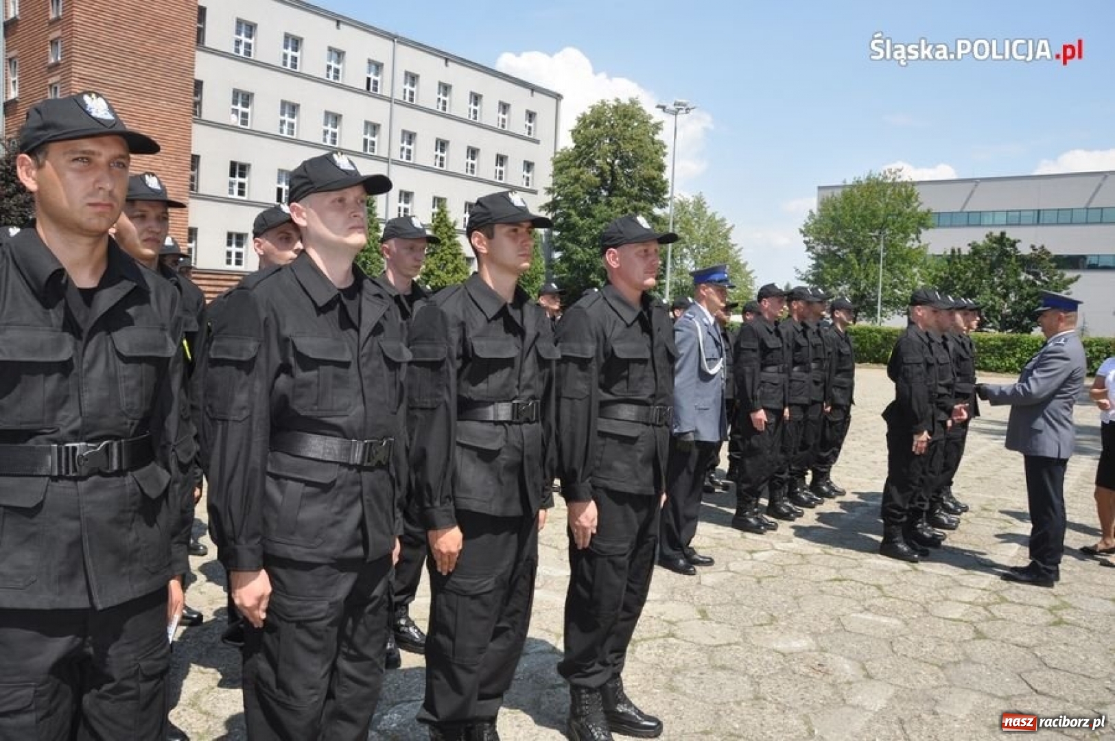 Zdjęcie w galerii na portalu naszraciborz.pl: Nowo przyjęci policjanci złożyli ślubowanie wiadomości z regionu