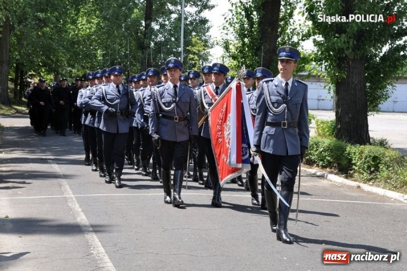 Zdjęcie w galerii na portalu naszraciborz.pl: Nowo przyjęci policjanci złożyli ślubowanie wiadomości z regionu