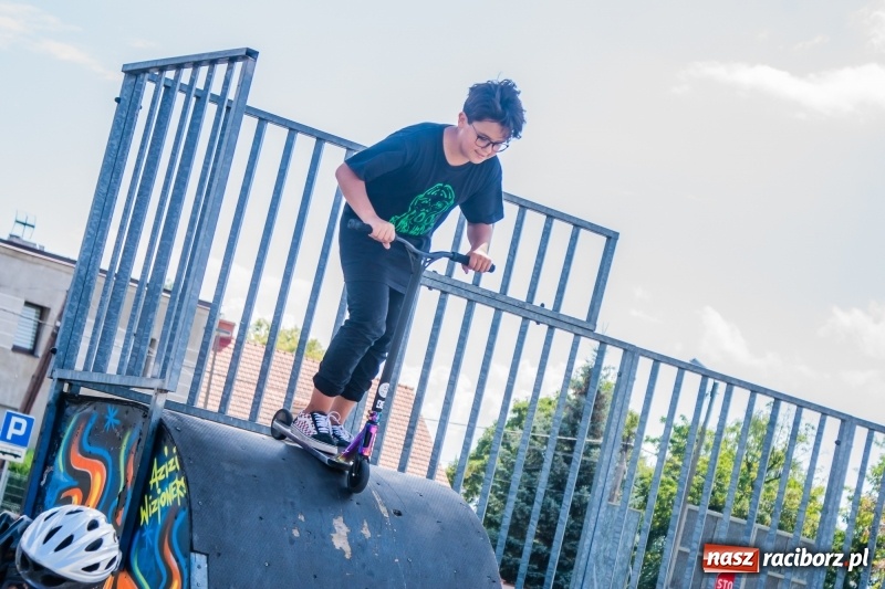 Zdjęcie w galerii na portalu naszraciborz.pl: Warsztaty Extreme City powróciły na skatepark przy Zamkowej wiadomości z regionu