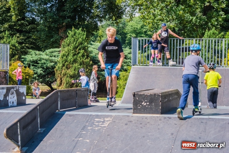 Zdjęcie w galerii na portalu naszraciborz.pl: Warsztaty Extreme City powróciły na skatepark przy Zamkowej wiadomości z regionu