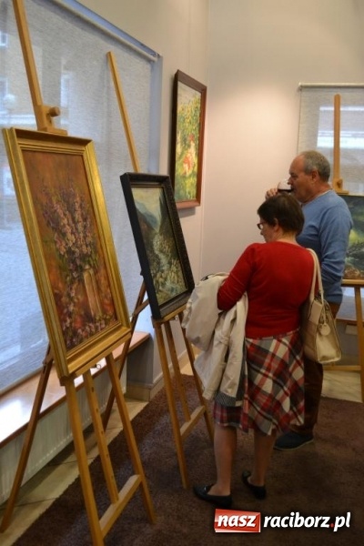 Zdjęcie w galerii na portalu naszraciborz.pl: Z malarstwem na TY Jana Twardowskiego  wiadomości z regionu