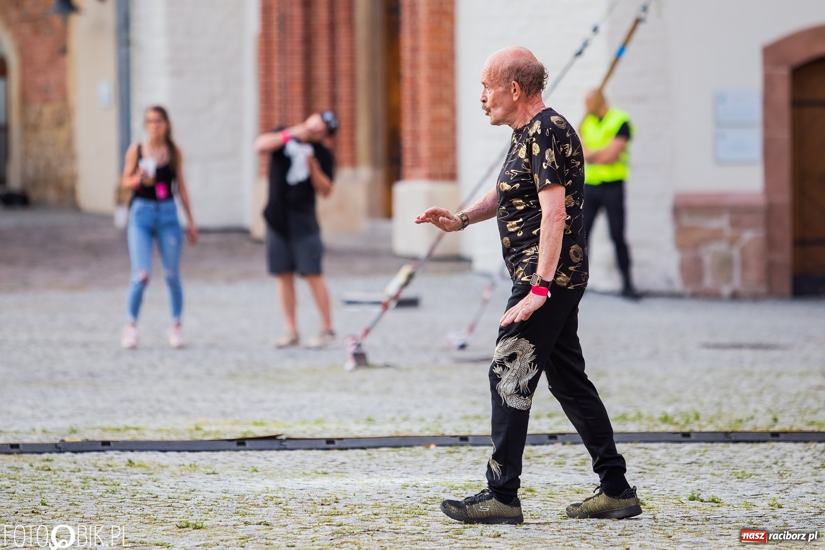 Zdjęcie w galerii na portalu naszraciborz.pl: INTRO Festival 2018 zaczął kołysać Raciborzem  wiadomości z regionu