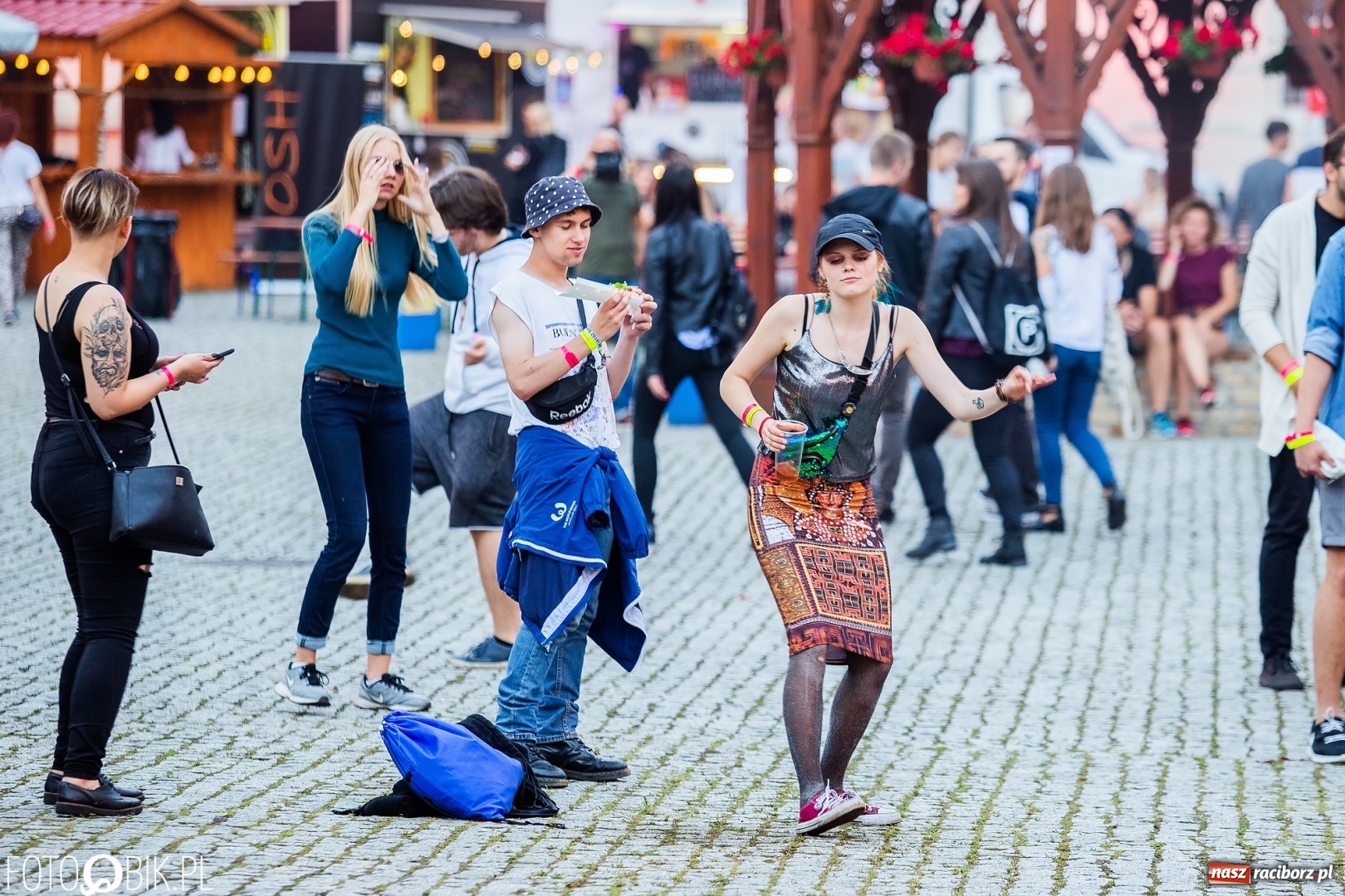 Zdjęcie w galerii na portalu naszraciborz.pl: INTRO Festival 2018 zaczął kołysać Raciborzem  wiadomości z regionu