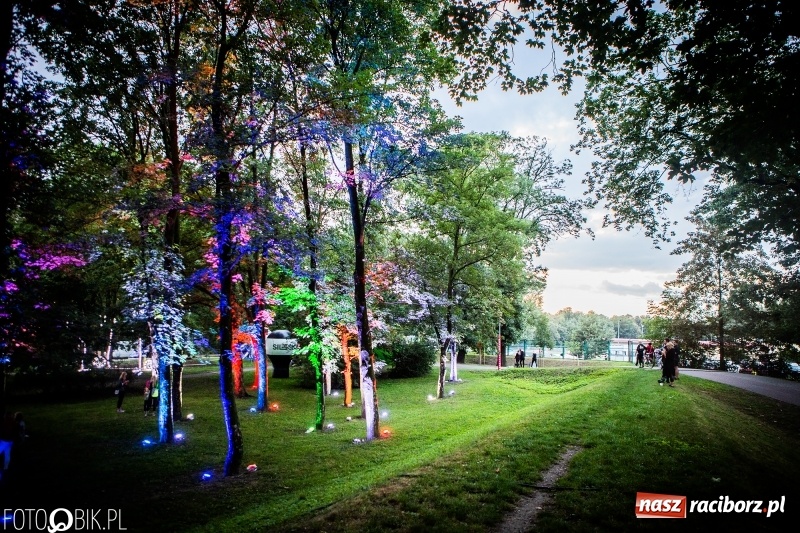 Zdjęcie w galerii na portalu naszraciborz.pl: INTRO Festival 2018 zaczął kołysać Raciborzem  wiadomości z regionu