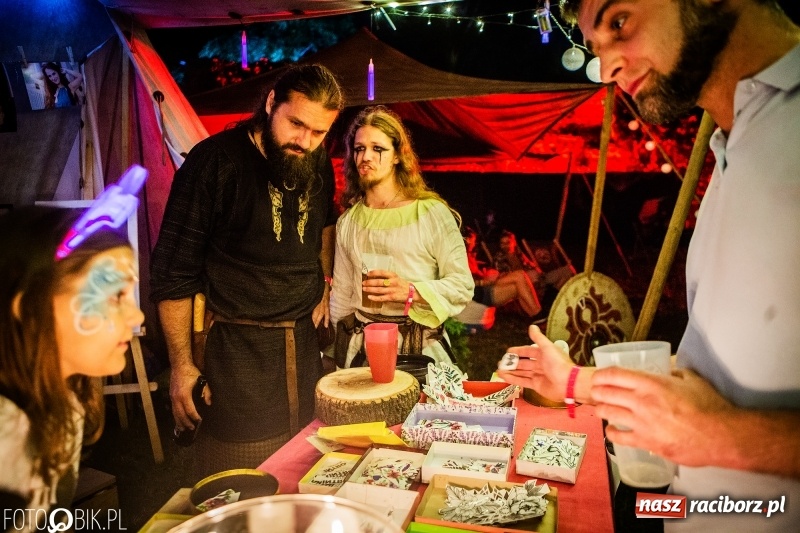 Zdjęcie w galerii na portalu naszraciborz.pl: INTRO Festival 2018 zaczął kołysać Raciborzem  wiadomości z regionu