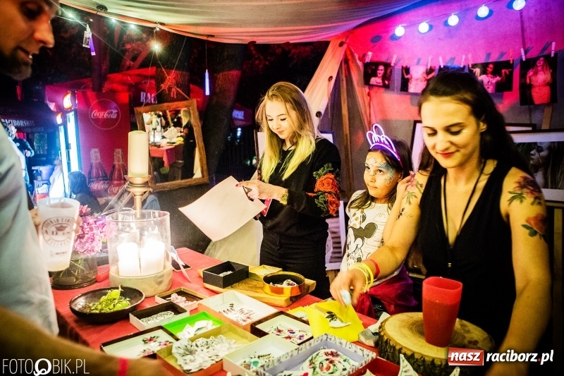 Zdjęcie w galerii na portalu naszraciborz.pl: INTRO Festival 2018 zaczął kołysać Raciborzem  wiadomości z regionu