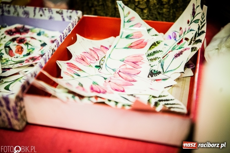 Zdjęcie w galerii na portalu naszraciborz.pl: INTRO Festival 2018 zaczął kołysać Raciborzem  wiadomości z regionu