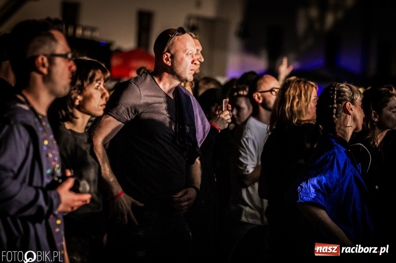 Zdjęcie w galerii na portalu naszraciborz.pl: INTRO Festival 2018 zaczął kołysać Raciborzem  wiadomości z regionu