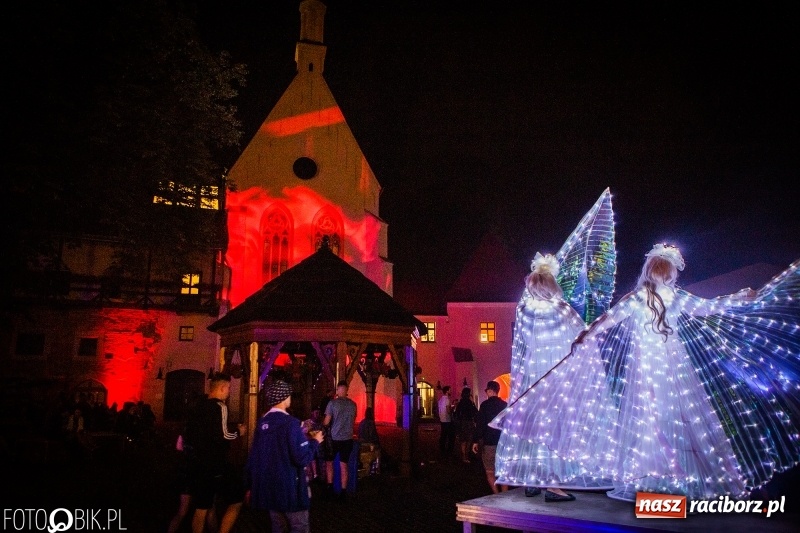 Zdjęcie w galerii na portalu naszraciborz.pl: INTRO Festival 2018 zaczął kołysać Raciborzem  wiadomości z regionu