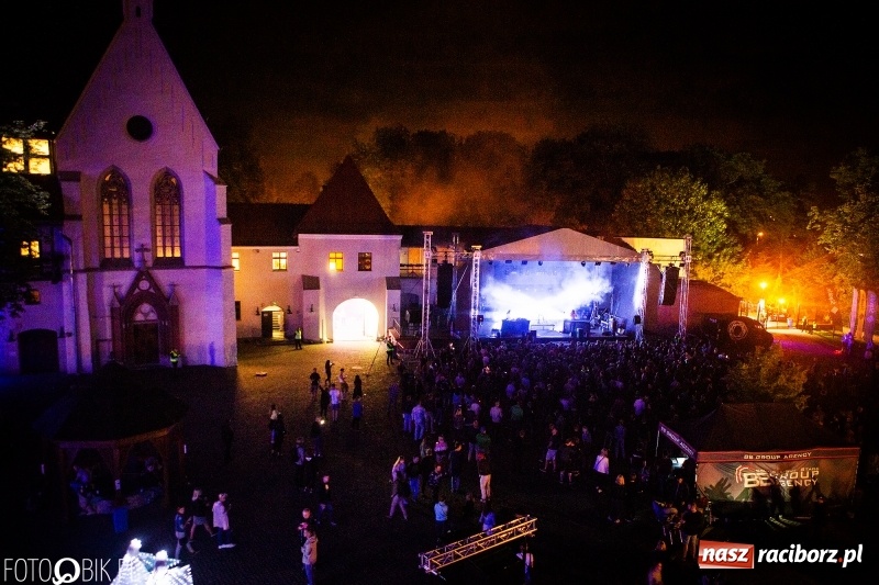 Zdjęcie w galerii na portalu naszraciborz.pl: INTRO Festival 2018 zaczął kołysać Raciborzem  wiadomości z regionu