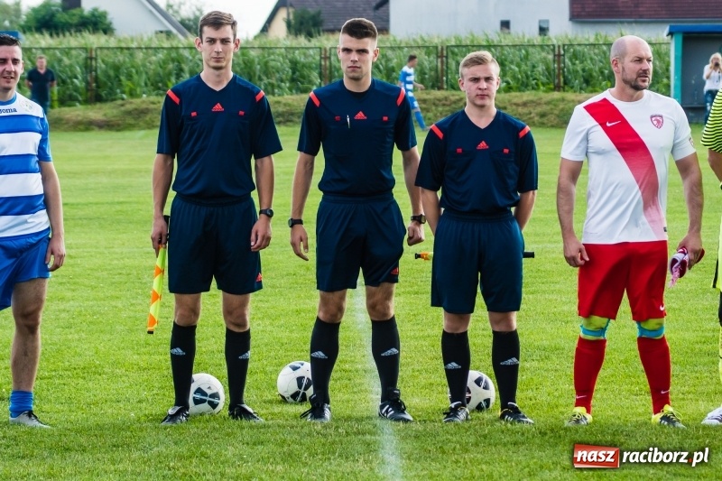 Zdjęcie w galerii na portalu naszraciborz.pl: Sparingowa kanonada w Zawadzie Książęcej wiadomości z regionu