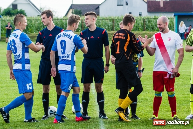 Zdjęcie w galerii na portalu naszraciborz.pl: Sparingowa kanonada w Zawadzie Książęcej wiadomości z regionu