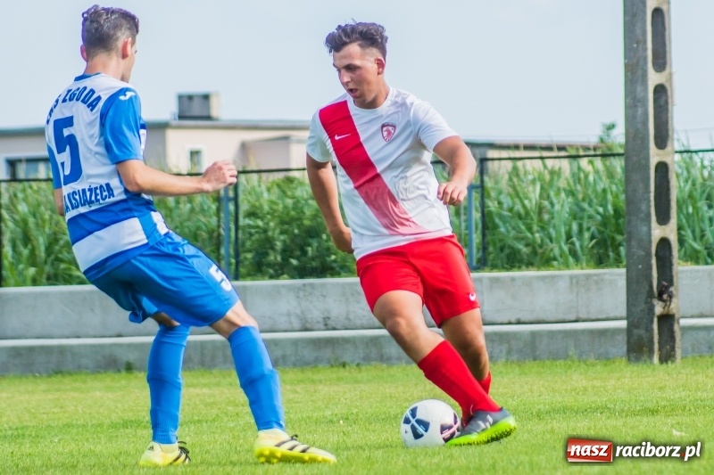 Zdjęcie w galerii na portalu naszraciborz.pl: Sparingowa kanonada w Zawadzie Książęcej wiadomości z regionu