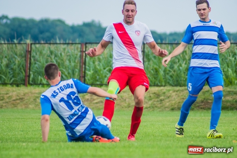 Zdjęcie w galerii na portalu naszraciborz.pl: Sparingowa kanonada w Zawadzie Książęcej wiadomości z regionu