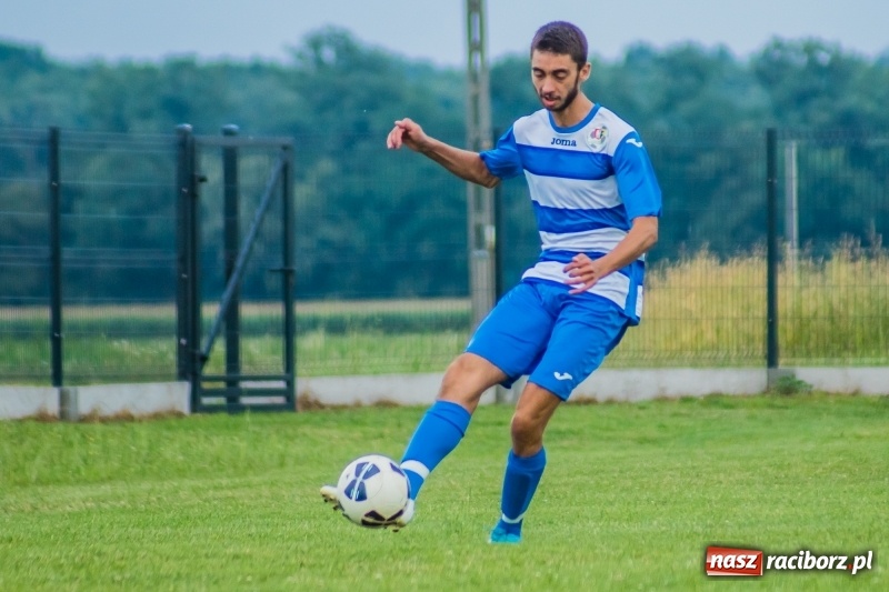 Zdjęcie w galerii na portalu naszraciborz.pl: Sparingowa kanonada w Zawadzie Książęcej wiadomości z regionu