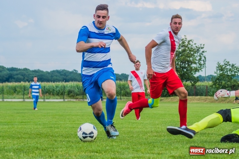 Zdjęcie w galerii na portalu naszraciborz.pl: Sparingowa kanonada w Zawadzie Książęcej wiadomości z regionu