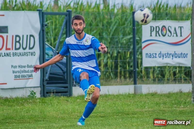 Zdjęcie w galerii na portalu naszraciborz.pl: Sparingowa kanonada w Zawadzie Książęcej wiadomości z regionu