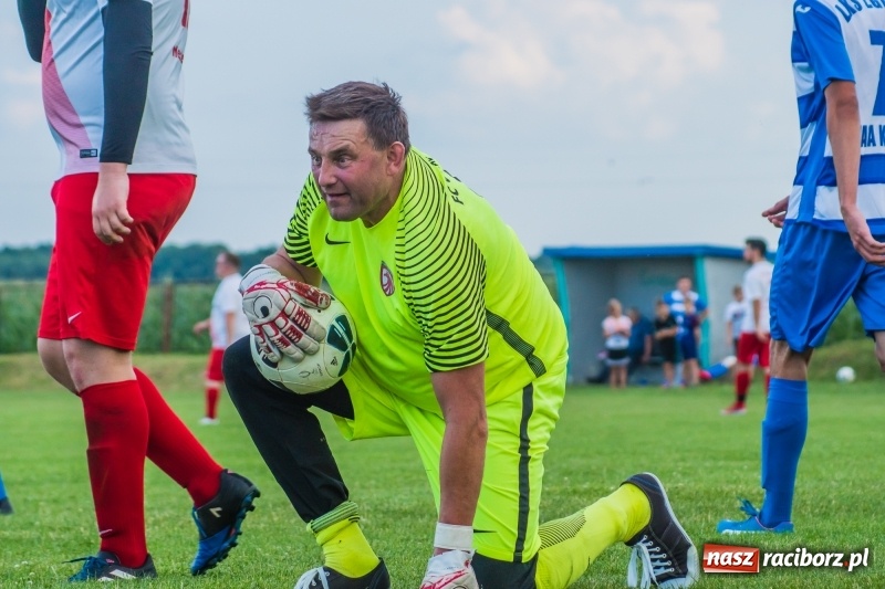 Zdjęcie w galerii na portalu naszraciborz.pl: Sparingowa kanonada w Zawadzie Książęcej wiadomości z regionu