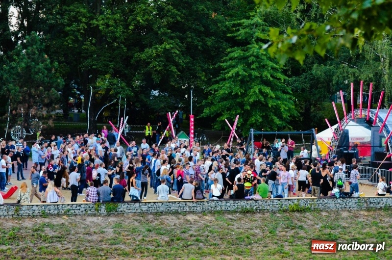 Zdjęcie w galerii na portalu naszraciborz.pl: INTRO Festival 2018. Światło i dźwięk znów wypełniają zamek oraz bulwary wiadomości z regionu