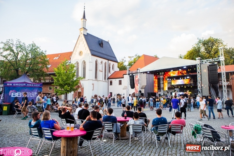 Zdjęcie w galerii na portalu naszraciborz.pl: Magia dźwięków i świateł. INTRO Festival 2018 przeszedł do historii wiadomości z regionu