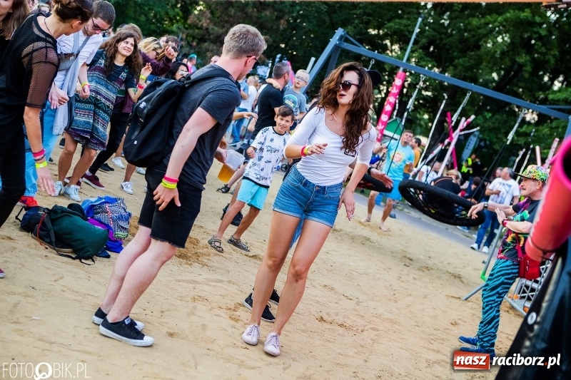 Zdjęcie w galerii na portalu naszraciborz.pl: Magia dźwięków i świateł. INTRO Festival 2018 przeszedł do historii wiadomości z regionu