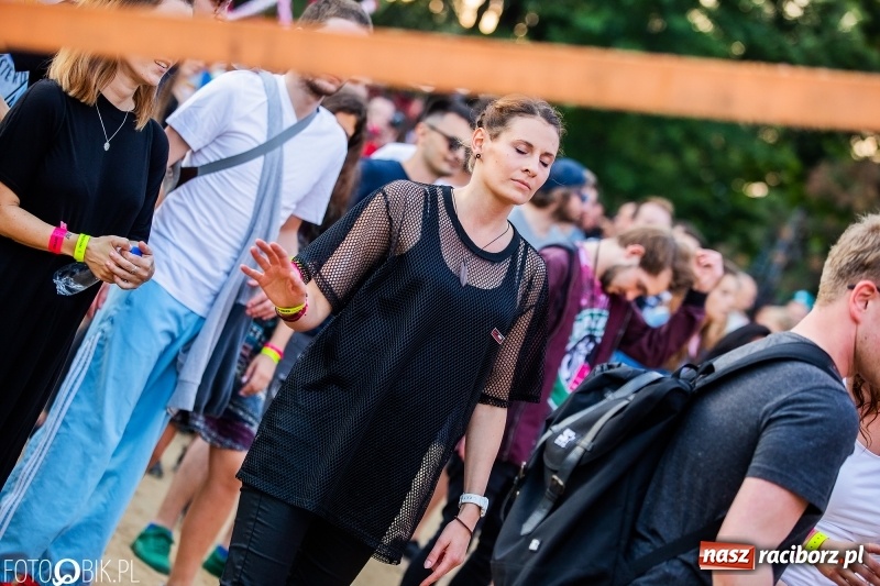 Zdjęcie w galerii na portalu naszraciborz.pl: Magia dźwięków i świateł. INTRO Festival 2018 przeszedł do historii wiadomości z regionu