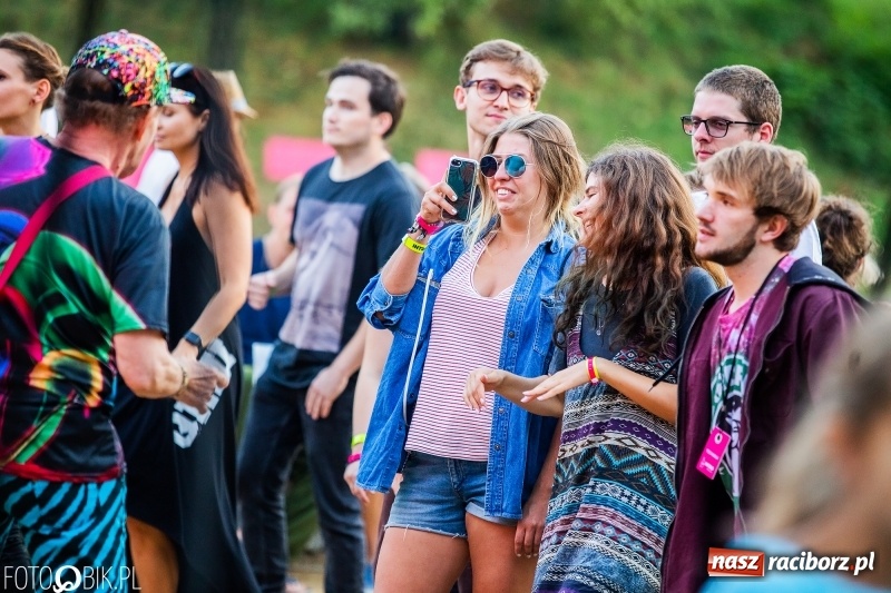 Zdjęcie w galerii na portalu naszraciborz.pl: Magia dźwięków i świateł. INTRO Festival 2018 przeszedł do historii wiadomości z regionu