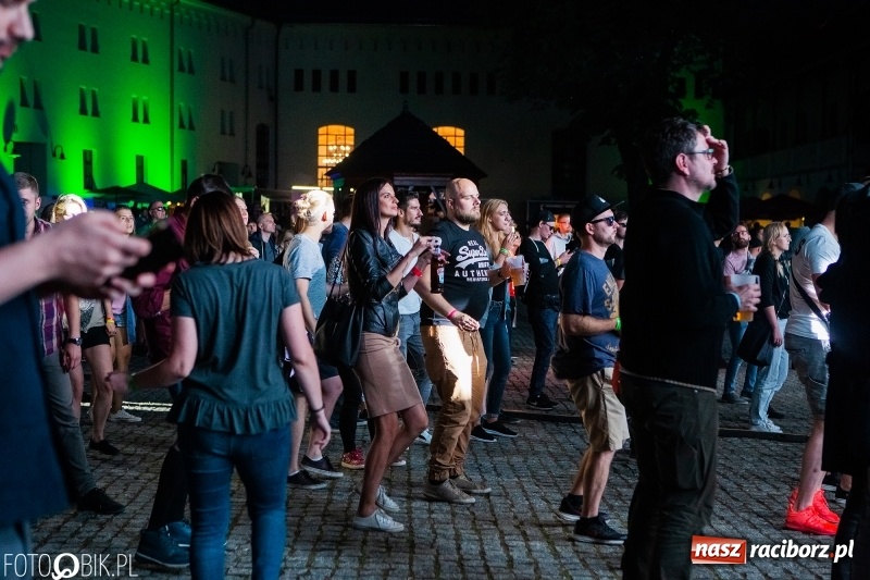 Zdjęcie w galerii na portalu naszraciborz.pl: Magia dźwięków i świateł. INTRO Festival 2018 przeszedł do historii wiadomości z regionu