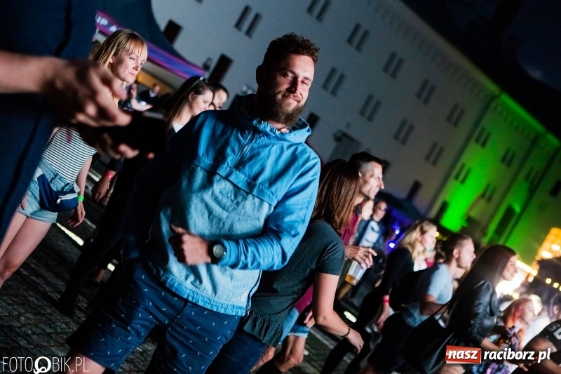 Zdjęcie w galerii na portalu naszraciborz.pl: Magia dźwięków i świateł. INTRO Festival 2018 przeszedł do historii wiadomości z regionu