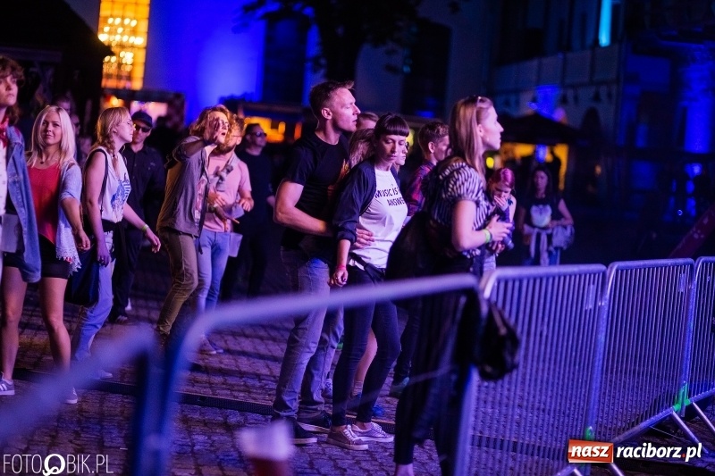 Zdjęcie w galerii na portalu naszraciborz.pl: Magia dźwięków i świateł. INTRO Festival 2018 przeszedł do historii wiadomości z regionu