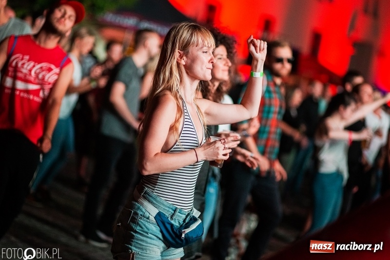 Zdjęcie w galerii na portalu naszraciborz.pl: Magia dźwięków i świateł. INTRO Festival 2018 przeszedł do historii wiadomości z regionu