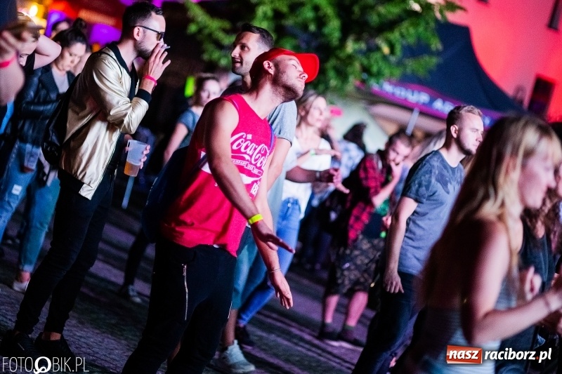 Zdjęcie w galerii na portalu naszraciborz.pl: Magia dźwięków i świateł. INTRO Festival 2018 przeszedł do historii wiadomości z regionu