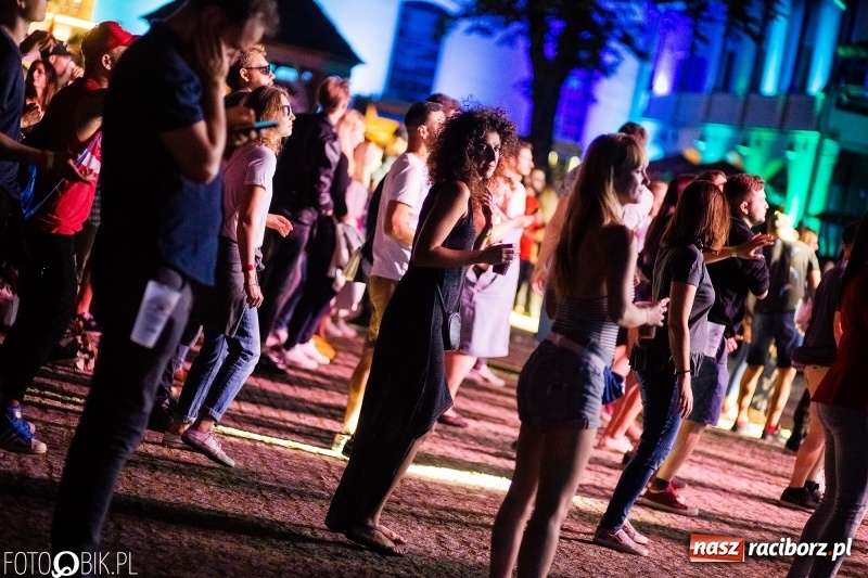 Zdjęcie w galerii na portalu naszraciborz.pl: Magia dźwięków i świateł. INTRO Festival 2018 przeszedł do historii wiadomości z regionu