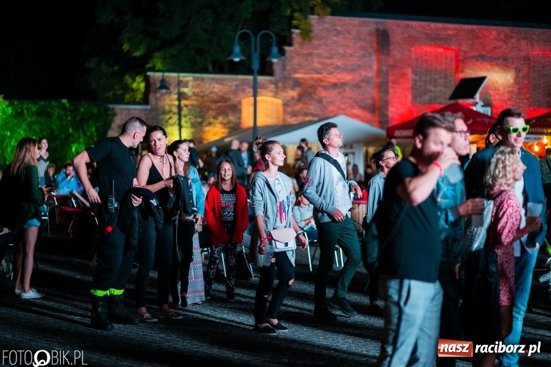 Zdjęcie w galerii na portalu naszraciborz.pl: Magia dźwięków i świateł. INTRO Festival 2018 przeszedł do historii wiadomości z regionu