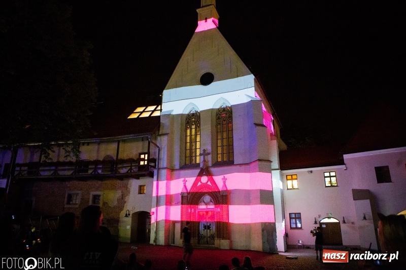 Zdjęcie w galerii na portalu naszraciborz.pl: Magia dźwięków i świateł. INTRO Festival 2018 przeszedł do historii wiadomości z regionu