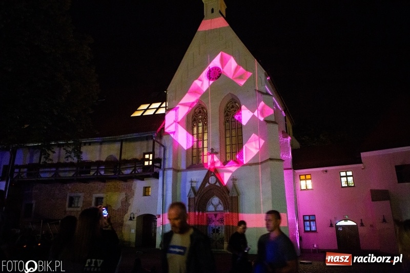 Zdjęcie w galerii na portalu naszraciborz.pl: Magia dźwięków i świateł. INTRO Festival 2018 przeszedł do historii wiadomości z regionu