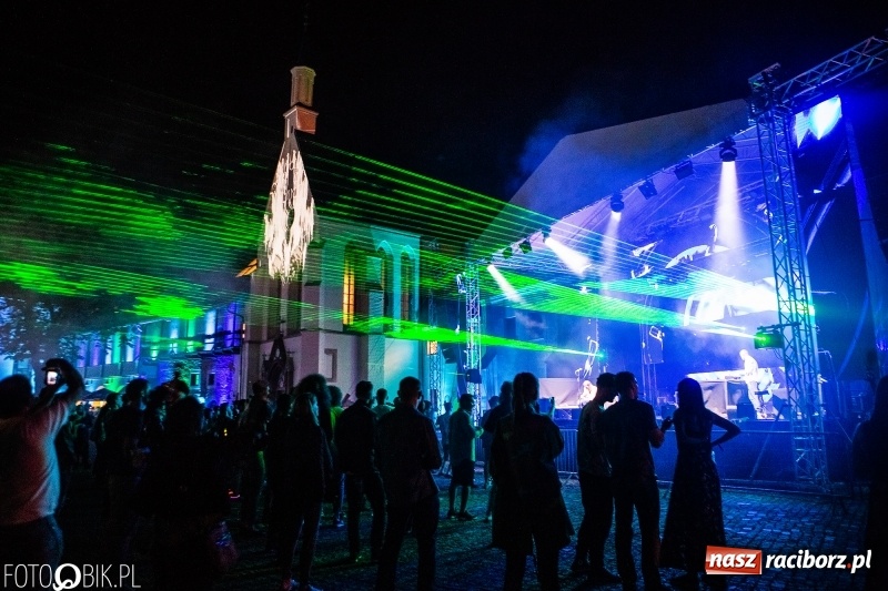 Zdjęcie w galerii na portalu naszraciborz.pl: Magia dźwięków i świateł. INTRO Festival 2018 przeszedł do historii wiadomości z regionu