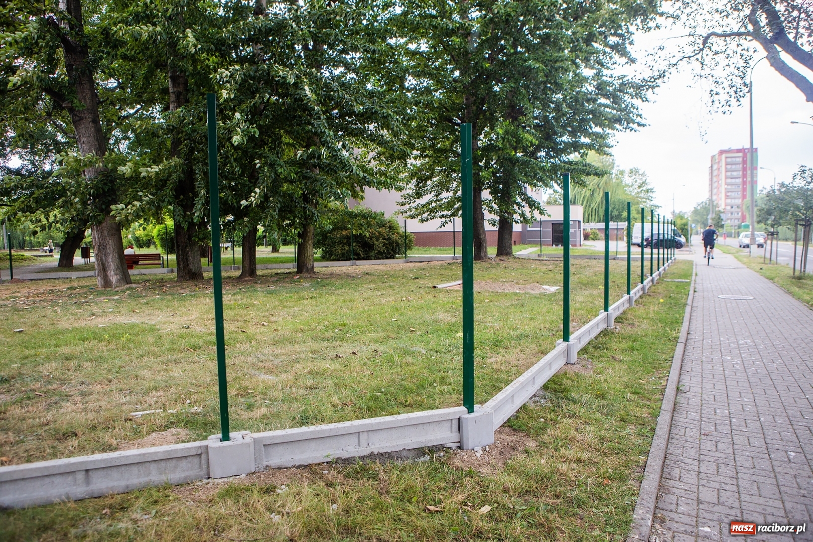 Zdjęcie w galerii na portalu naszraciborz.pl: Co takiego powstaje w parku przy Warszawskiej? wiadomości z regionu