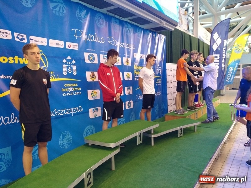 Zdjęcie w galerii na portalu naszraciborz.pl: Pływanie. Medale pływaków SMS-u na Mistrzostwach Polski  wiadomości z regionu