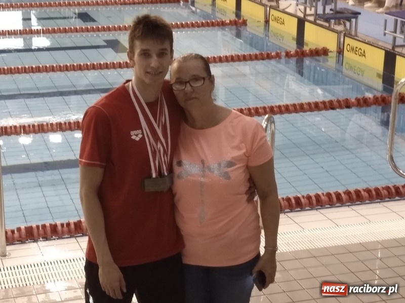 Zdjęcie w galerii na portalu naszraciborz.pl: Pływanie. Medale pływaków SMS-u na Mistrzostwach Polski  wiadomości z regionu