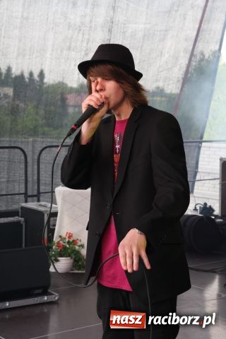 Zdjęcie w galerii na portalu naszraciborz.pl: Golce i fajerwerki na zakończenie  wiadomości z regionu