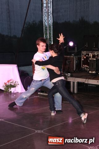 Zdjęcie w galerii na portalu naszraciborz.pl: Golce i fajerwerki na zakończenie  wiadomości z regionu