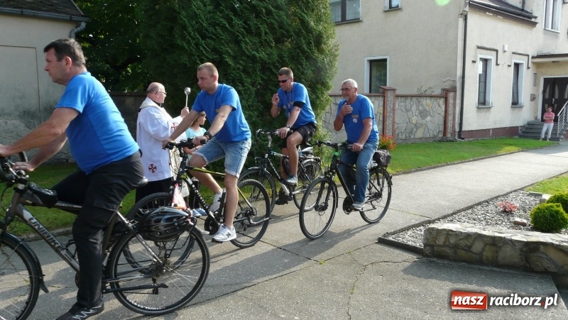 Zdjęcie w galerii na portalu naszraciborz.pl: Rowerowa Pielgrzymka Cyprzanów-Jasna Góra  wiadomości z regionu