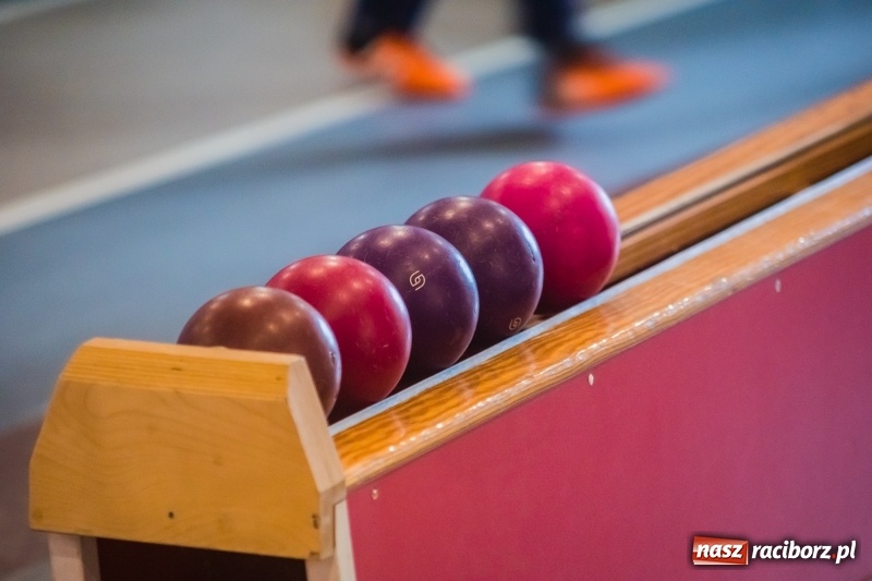 Zdjęcie w galerii na portalu naszraciborz.pl: Turniej kręglarski w ramach akcji Lato w Mieście wiadomości z regionu